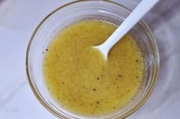 Ginger-Garlic Apple Cider Vinaigrette Recipe