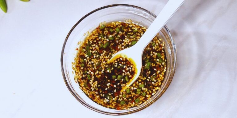 Thai-Style Wonton Dipping Sauce Recipe – The Secret to Bold Flavor!