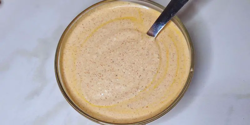 5-Minute Homemade Creamy Chipotle Burrito Sauce Recipe